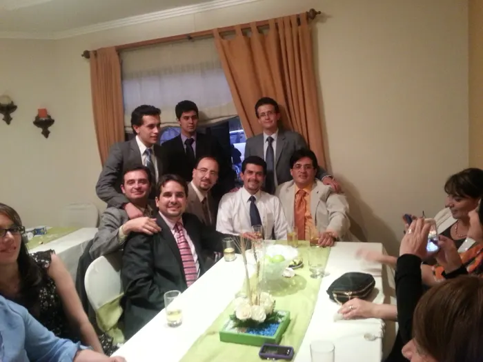 Primos de traje y corbata