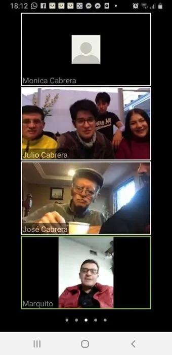 Cuando la distancia obligó a verse por pantalla, la familia igual se juntó